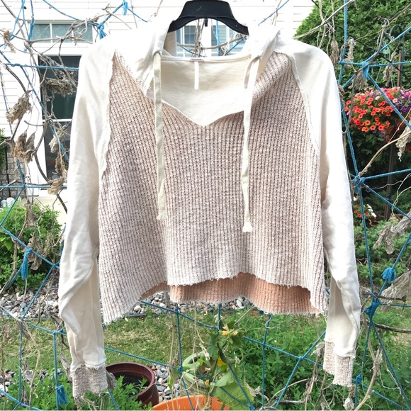 Free People Tops - 💙 Free People Knit Cropped Hoodie Sweatshirt